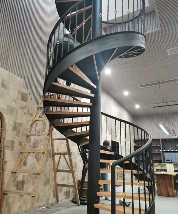旋转楼梯